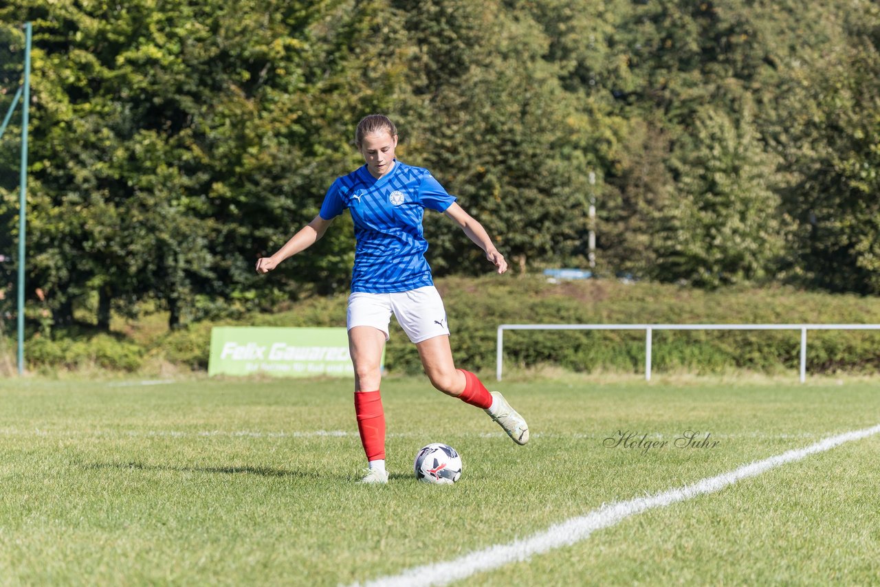 Bild 130 - F Holstein Kiel 2 - SSG Rot-Schwarz Kiel 2 : Ergebnis: 5:0